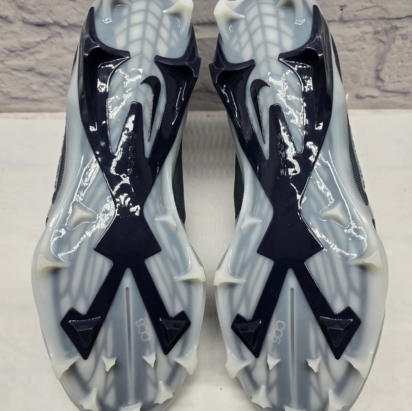 Men's Nike Alpha Menace Elite 3 Football Cleats DM1792-400 Size 10.5 - Picture 7 of 9